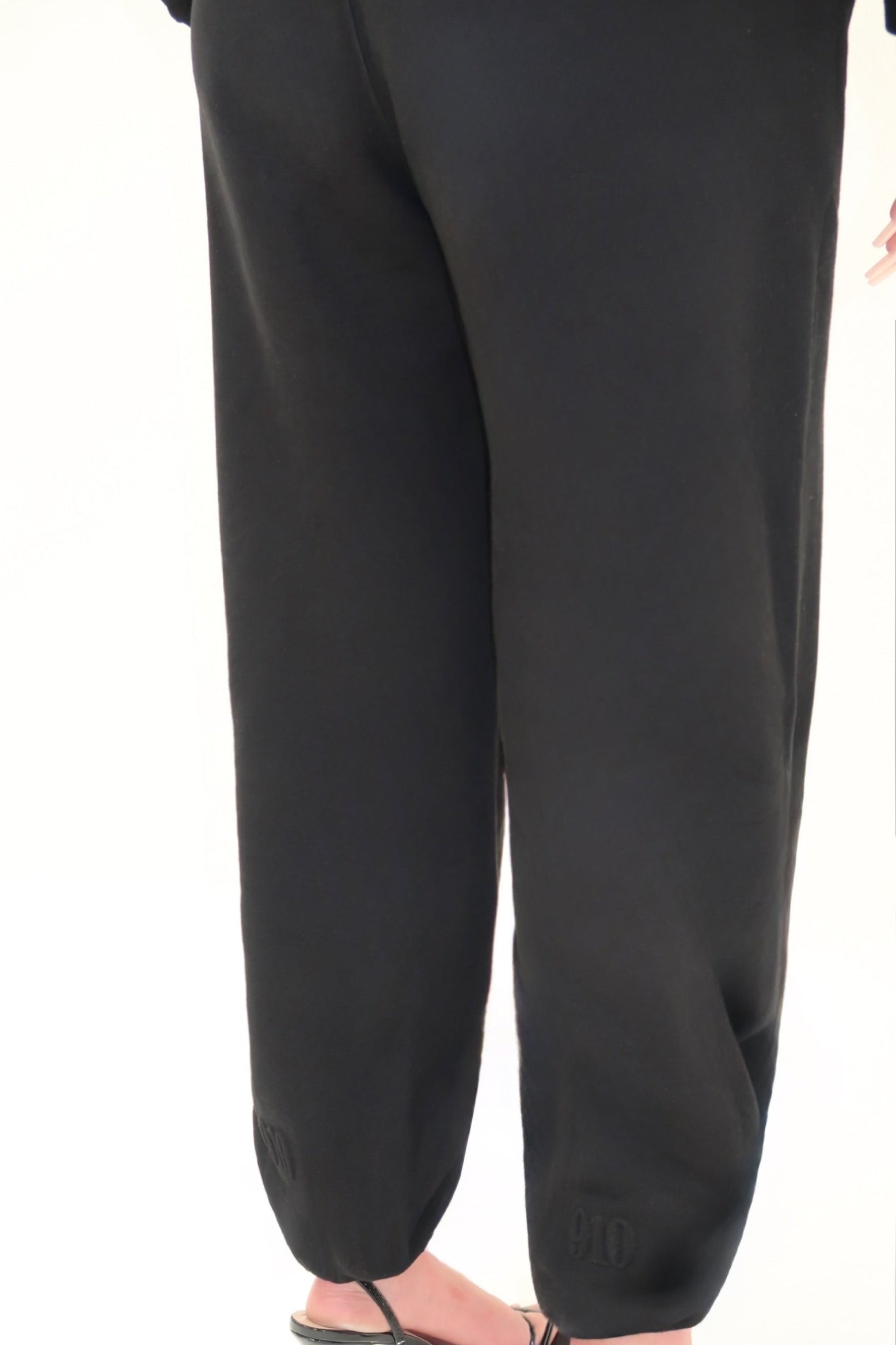 MAISON TRACKPANT